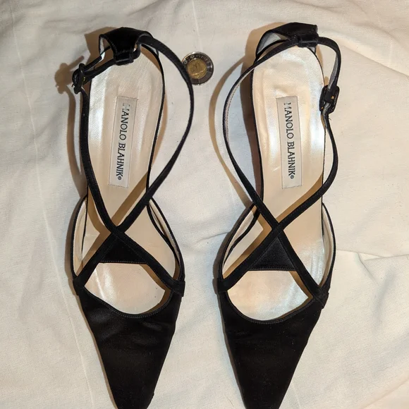 Manolo Blahnik Black Women's Shoe - Picture 9 of 10